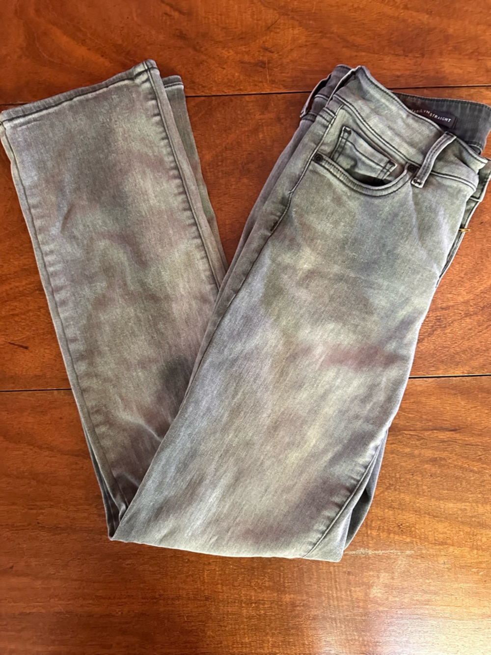 NYDJ Gray Wash Straight Leg Jeans Size 6 | 28x31 | Lift Tuck Technology